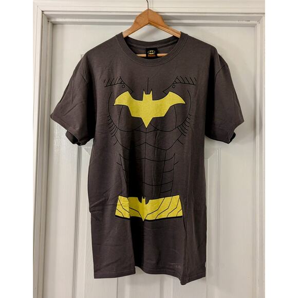 DC Comics Official "Batman Batsuit" Men's Large T-shirt - Picture 1 of 4